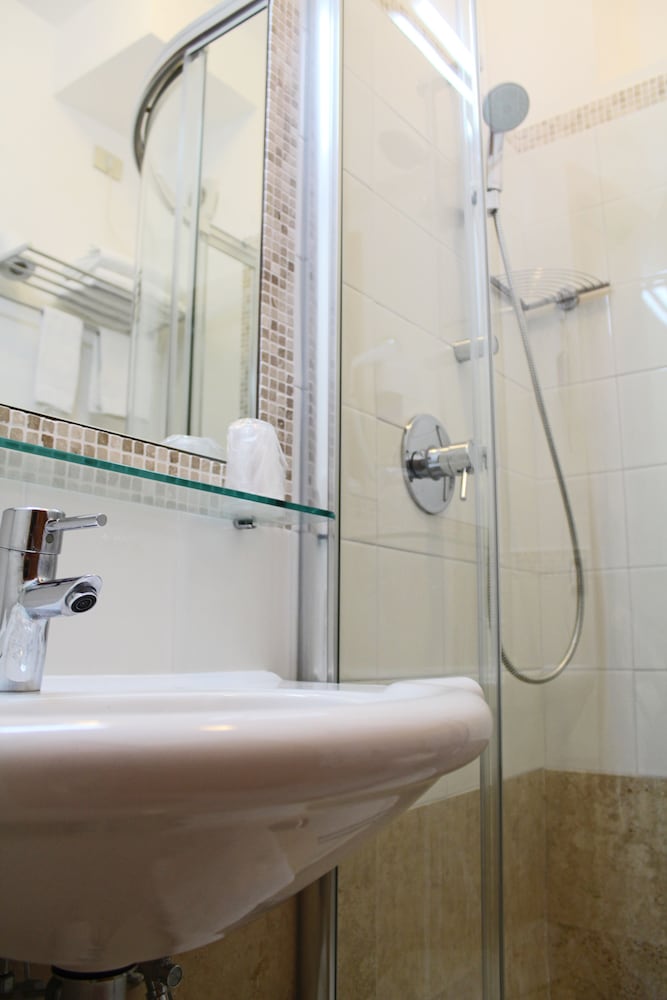 Classic Single Room, Sea View photo 3