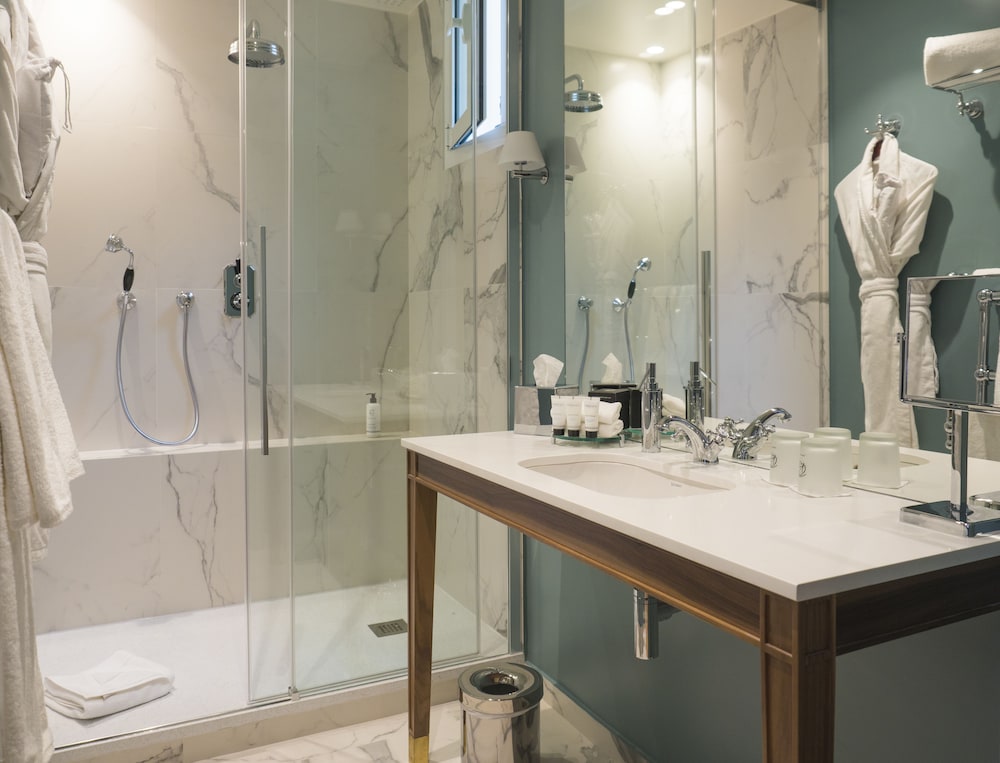 Hôtel Regent's Garden - Astotel bathroom photo