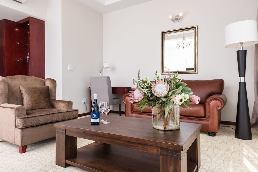 Luxury Suite photo 3