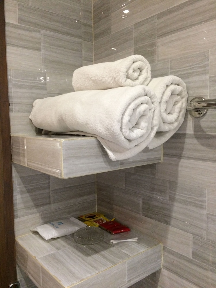 Double Room Single Use, Non Smoking, Private Bathroom photo 2
