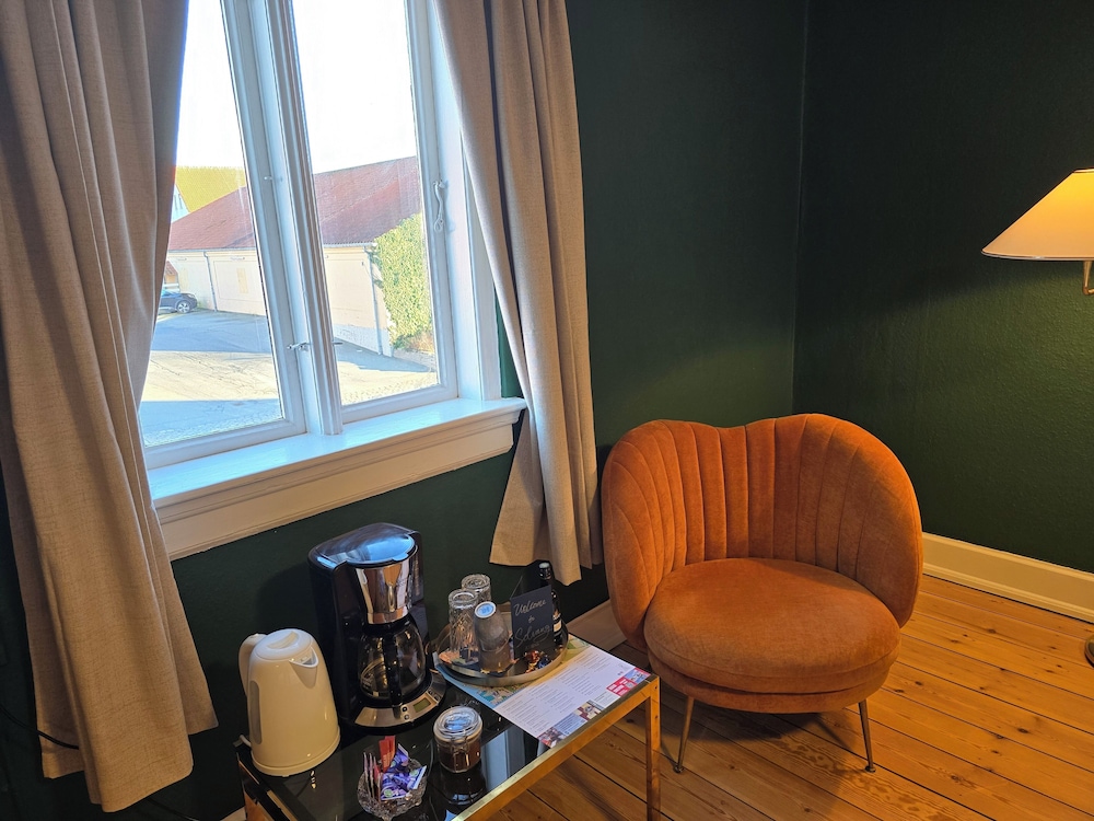Deluxe Double Room photo 2
