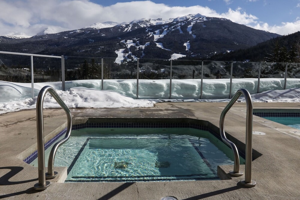 Ironwoods by Whistler Blackcomb Vacation Rentals, Photo 13