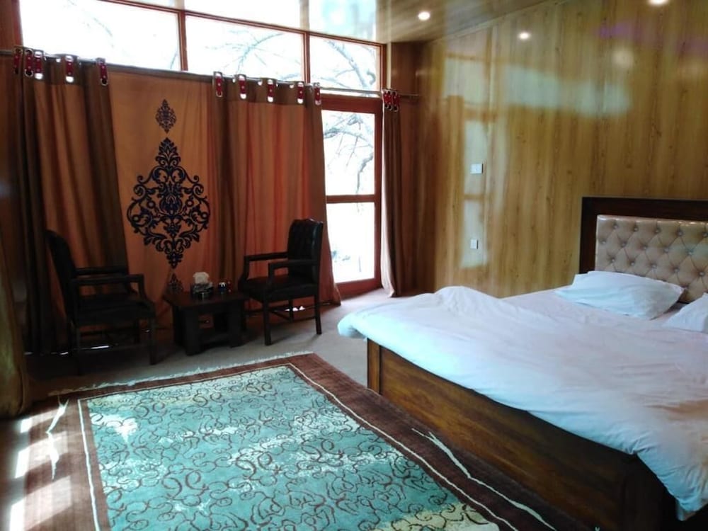 Deluxe Double Room photo 3