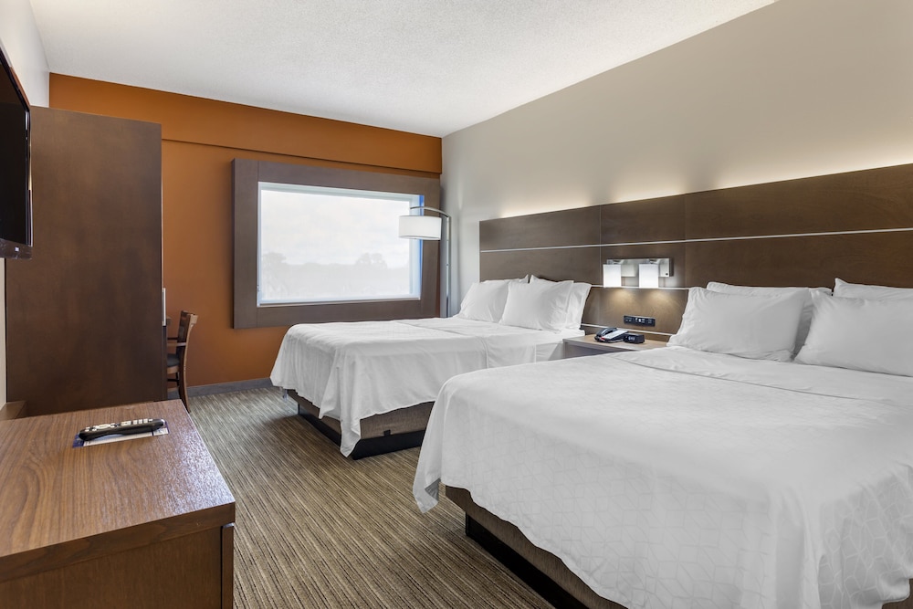 Standard Room, 2 Queen Beds (Minifridge) - Photo 1