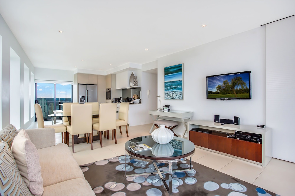 2 Bedroom Ocean View Apartment - Photo 7