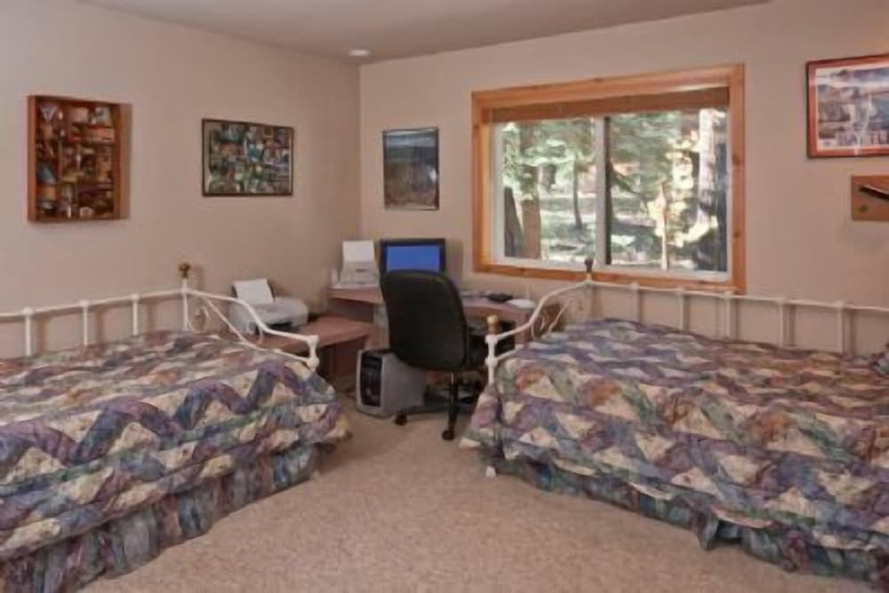 House, 4 Bedrooms photo 1