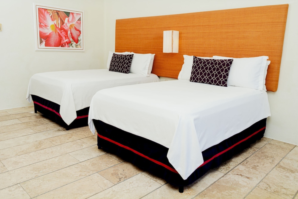 Deluxe two beds sea view - Photo 12