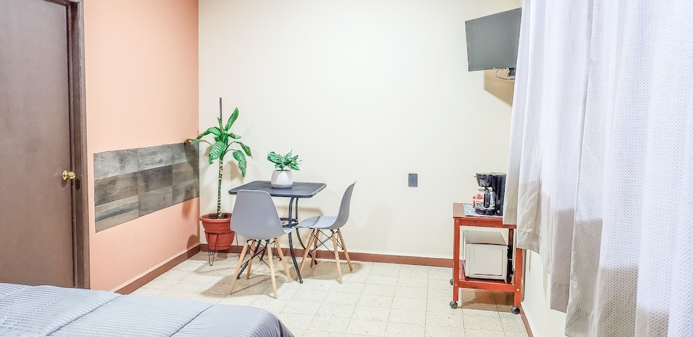 Standard Room photo 3