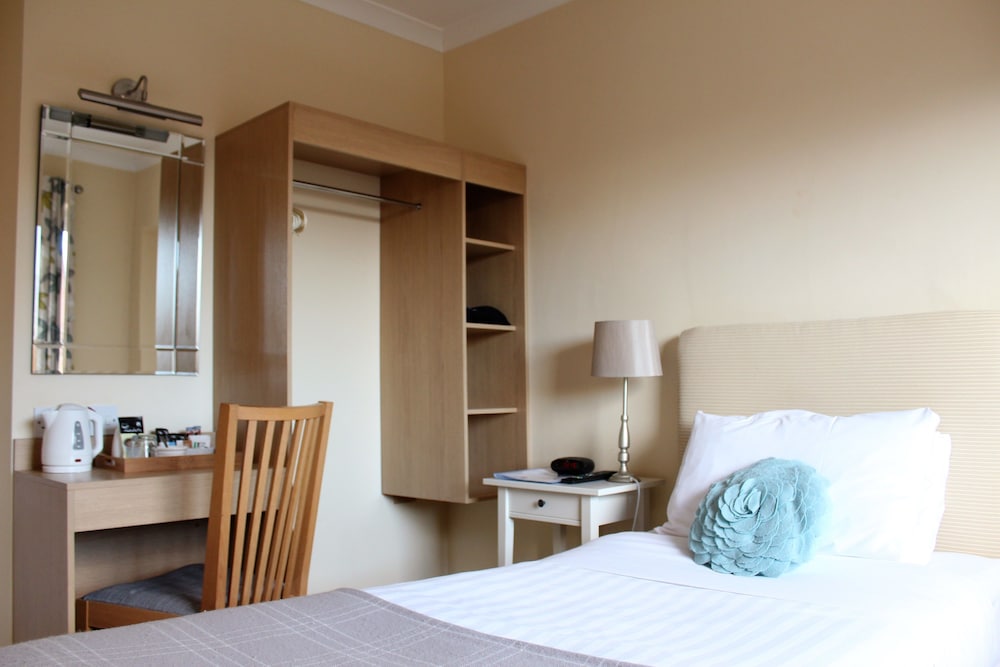 Single Room, Ensuite photo 1