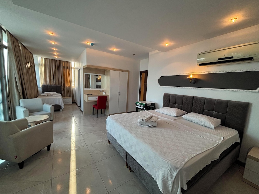 City Triple Room photo 1