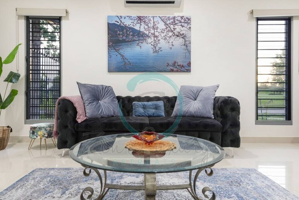 Luxury Townhome photo 2