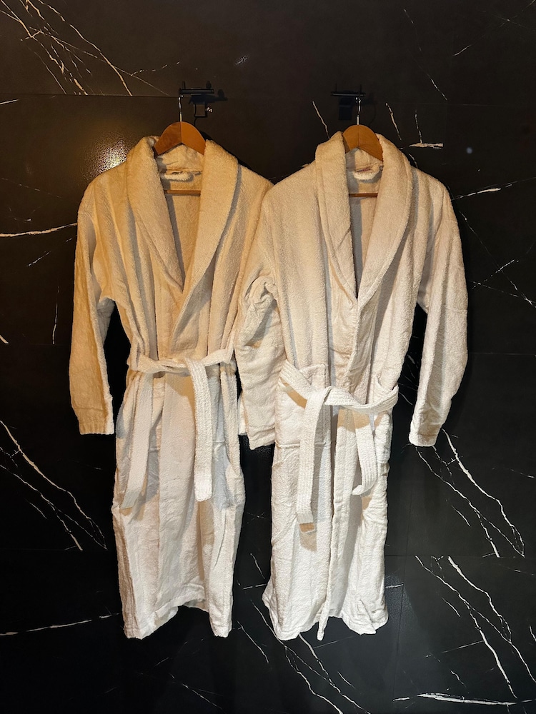 Gia Suite Room photo 3