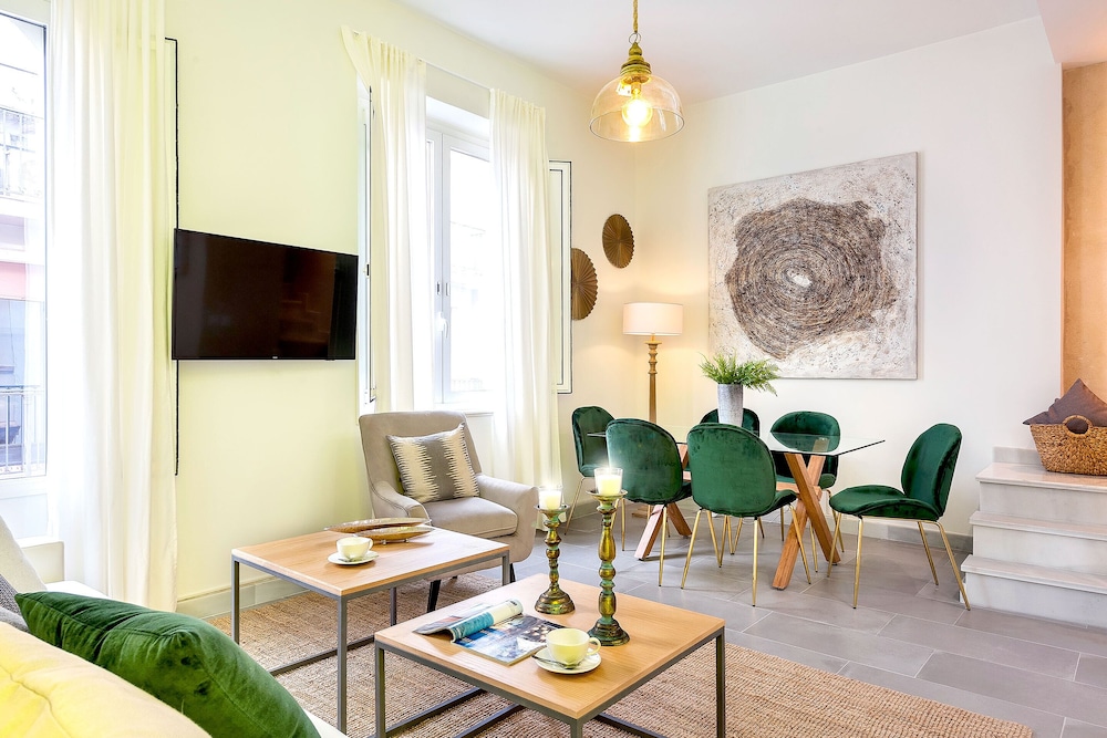 Apartment (2 Bedrooms)