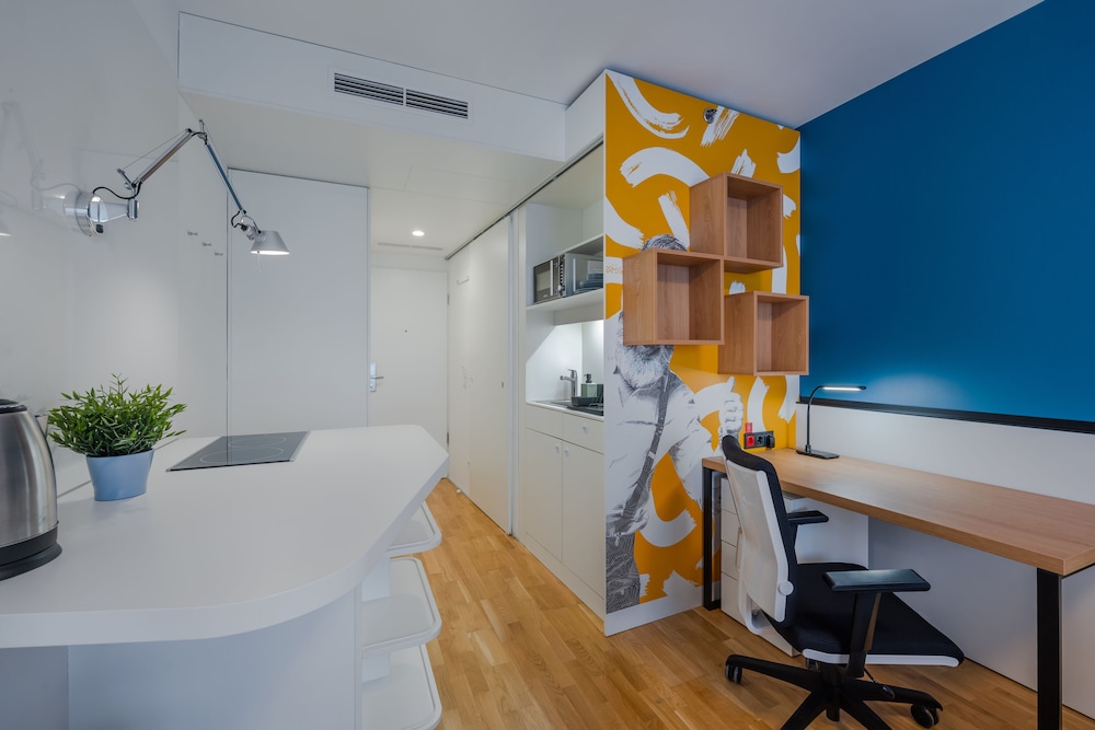 Superior Twin Room - Photo 3