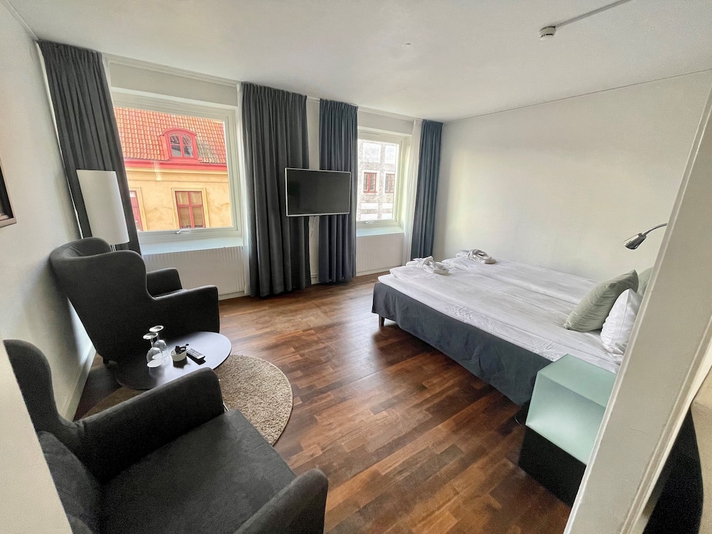 Junior Room - Photo 2