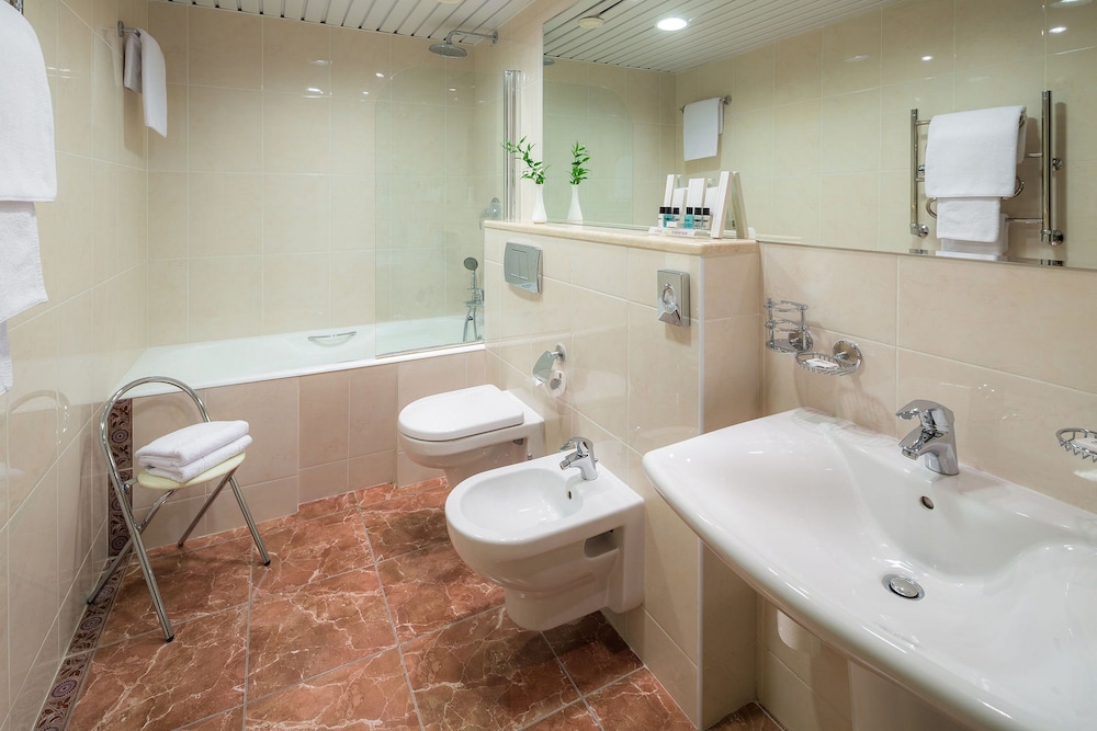Junior Deluxe Room photo 3