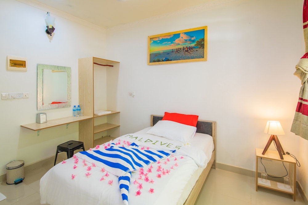 Deluxe Single Room
