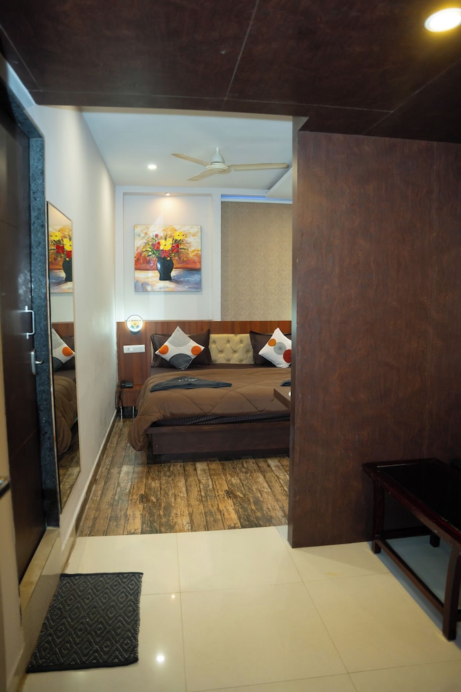 Deluxe Double Room photo 3
