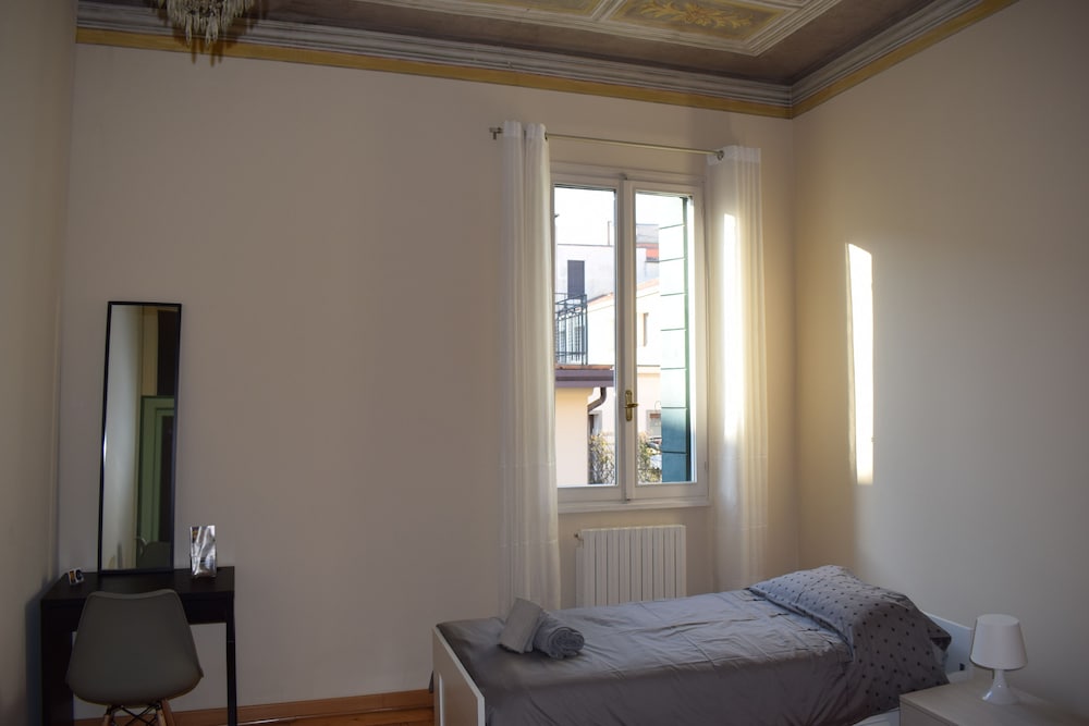 Basic Single Room