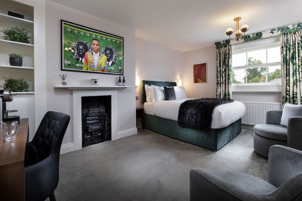 The Hampton Suite photo 1