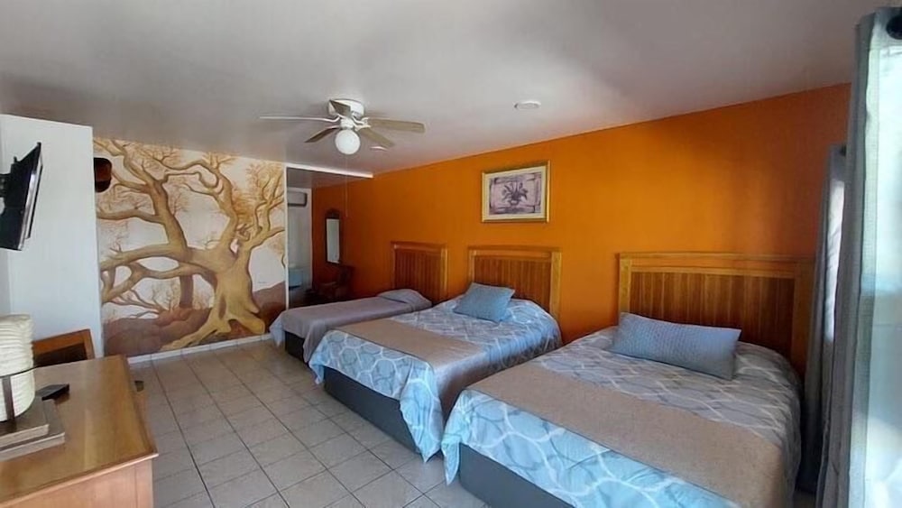 Basic Triple Room