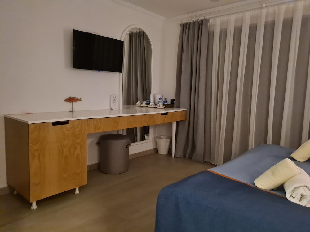 Deluxe Double Room, Terrace, Garden View