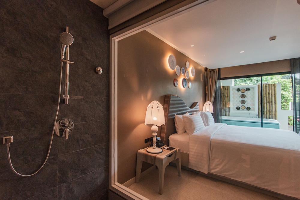 Superior Double Room with Jacuzzi - Photo 9