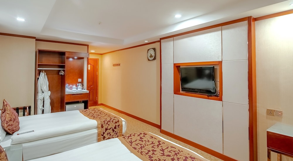 Twin Room - Photo 4