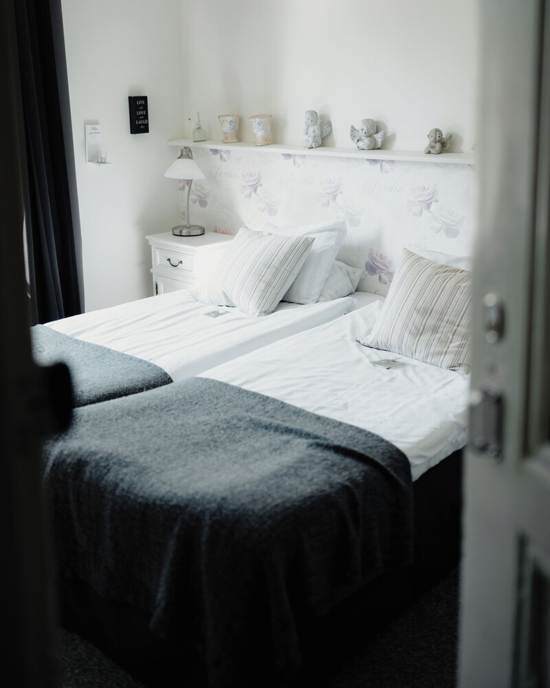 Double Room, Private Bathroom (Hotel) photo 2