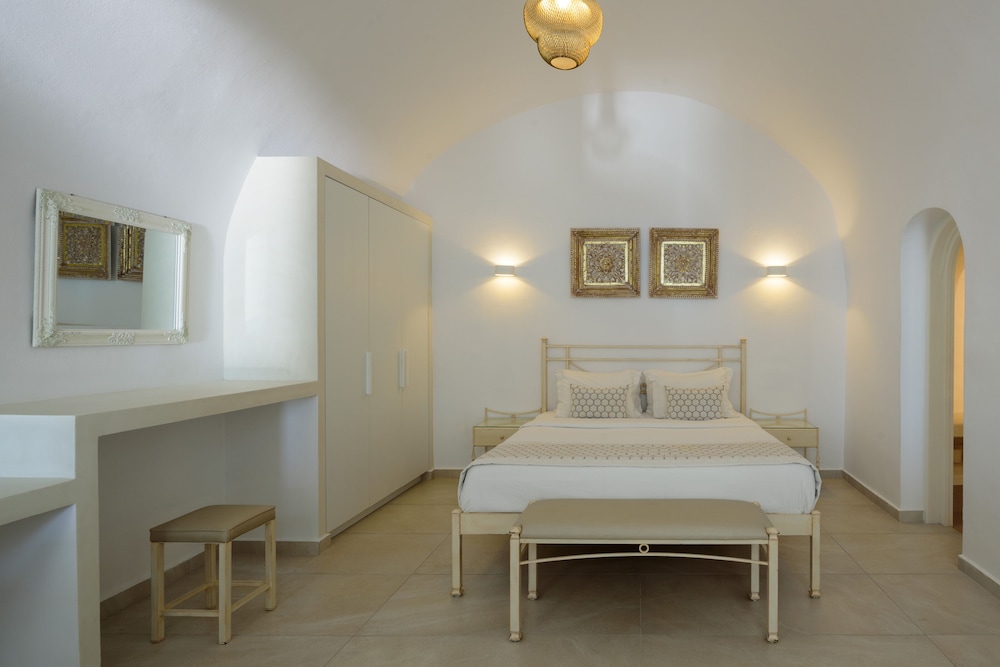 Deluxe Apartment (Outdoor Hot Tub) - Photo 8