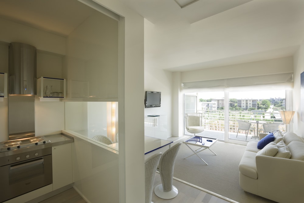 Apartment, 1 Bedroom - Photo 3