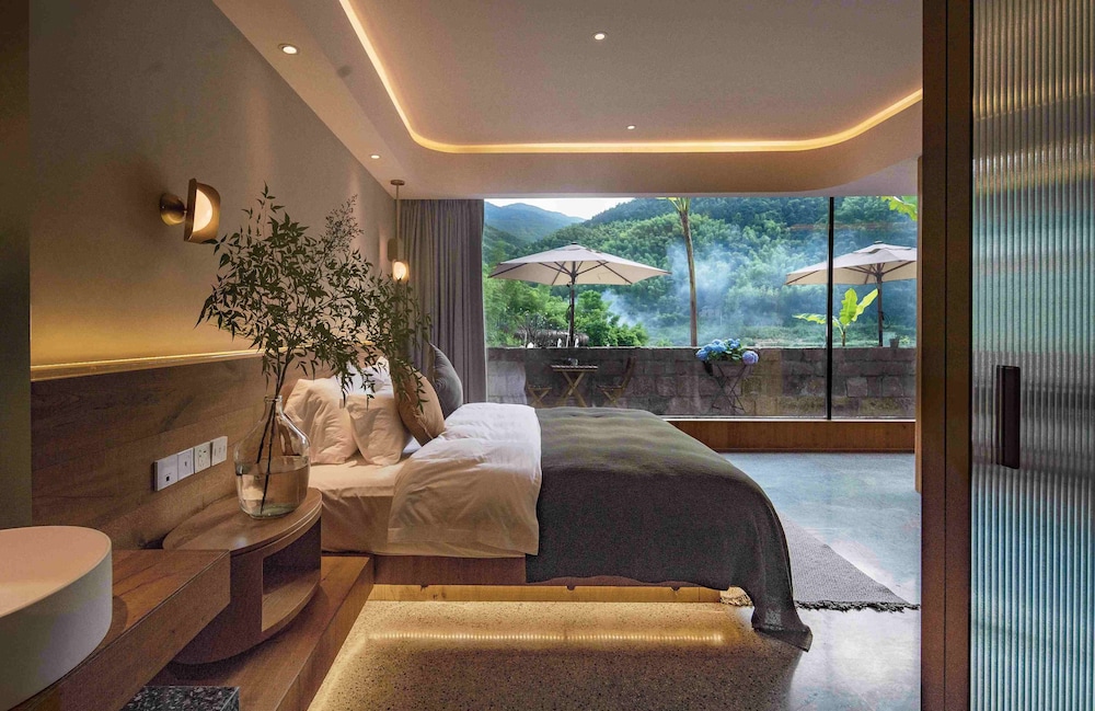 Luxury Double Room, Mountain View