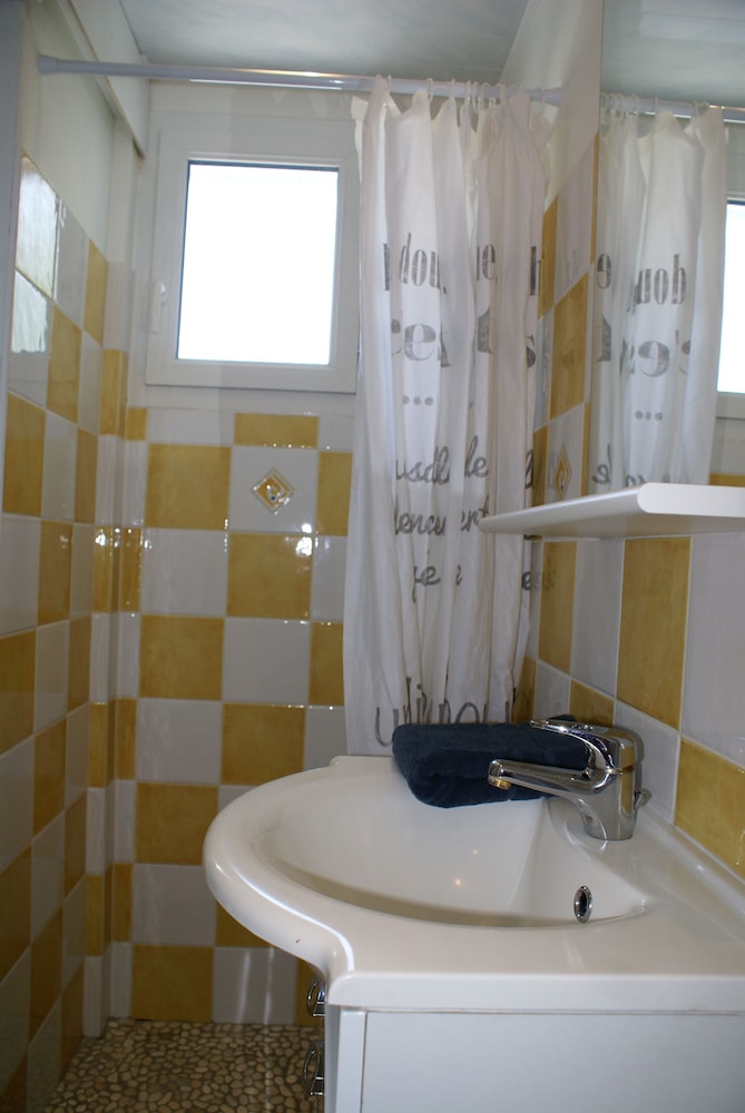 Cottage, 2 Bedrooms (LES MOUETTES) photo 2