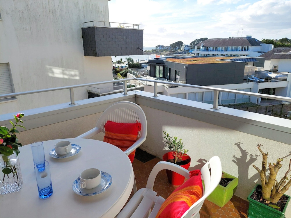 Apartment photo 2
