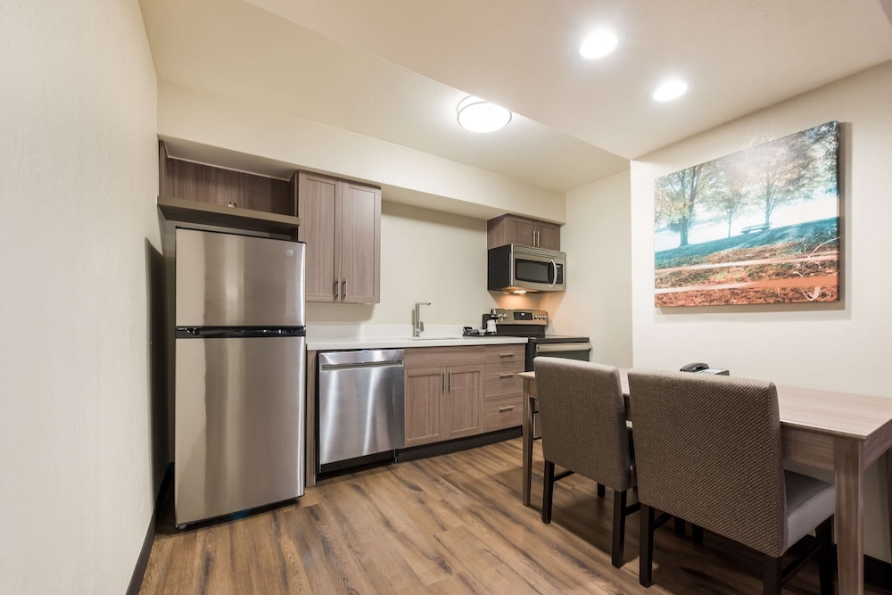 Suite, Multiple Beds, Non Smoking, Kitchen (with Sofabed) - Photo 7