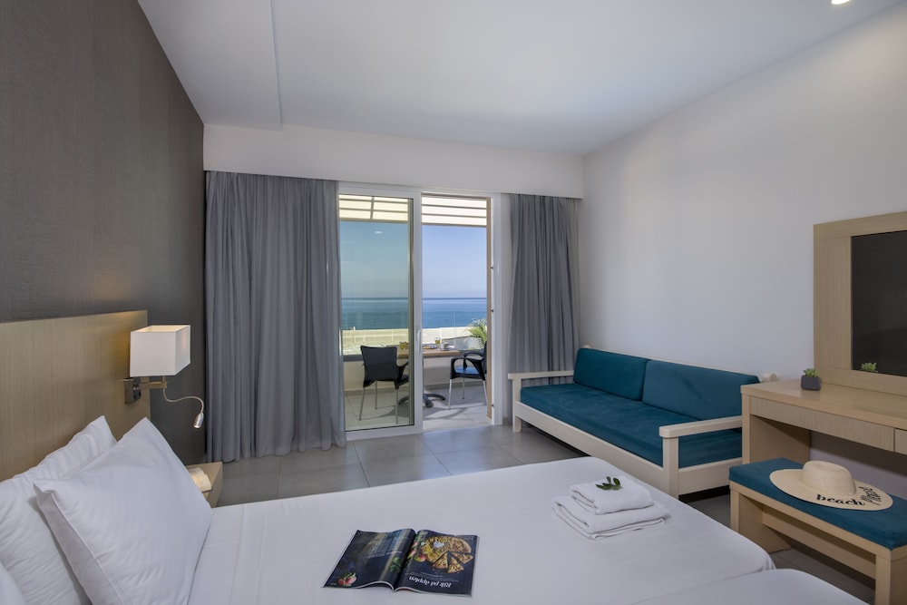 Superior Room, Sea View - Photo 1