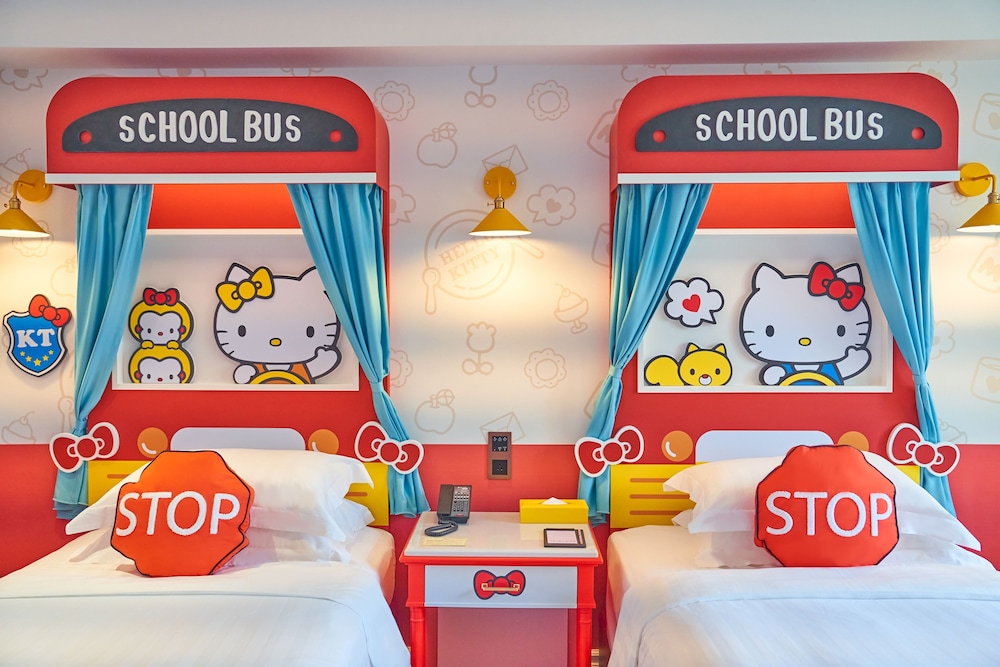 Hello Kitty Superior Twin-Harbor View - Photo 2