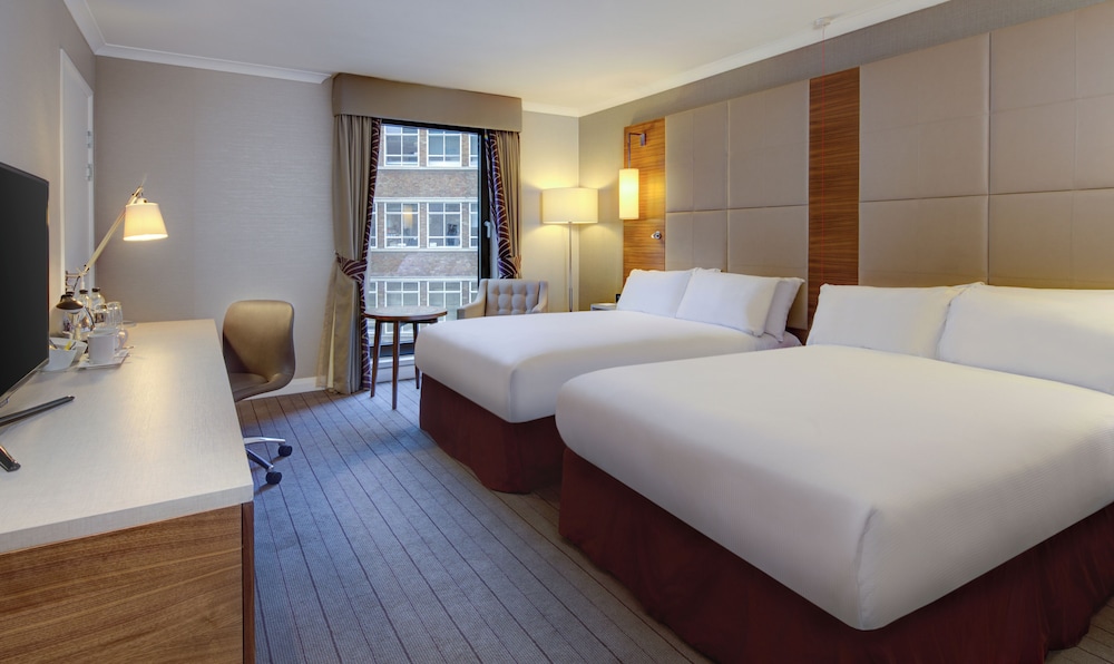 Twin Room - Photo 3