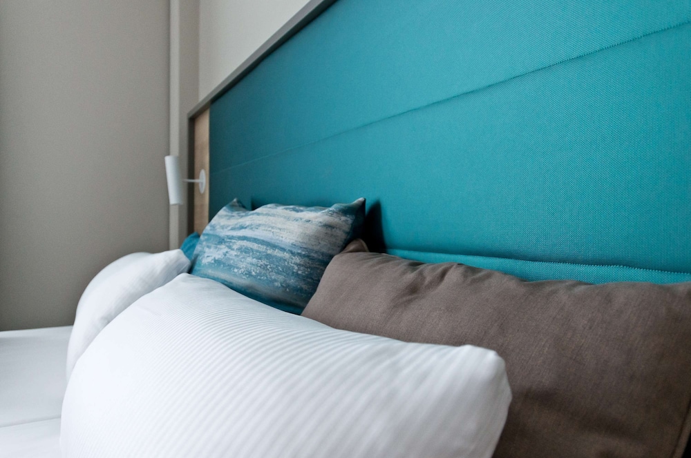 Standard Room, 1 Twin Bed, Courtyard View (Standard Twin Bed Room) photo 1