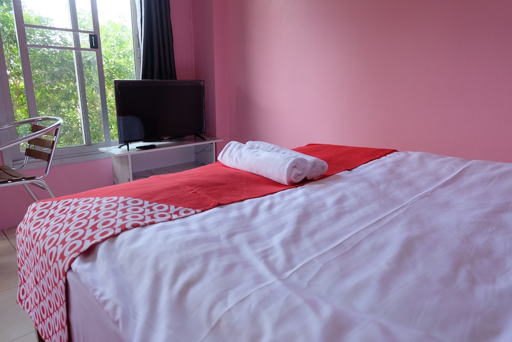 Deluxe Double Room - Photo 28