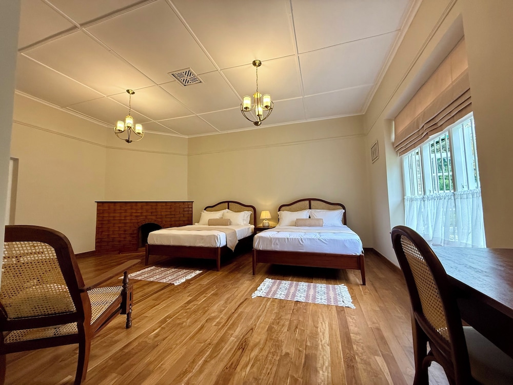 Superior Suite, Garden View photo 2