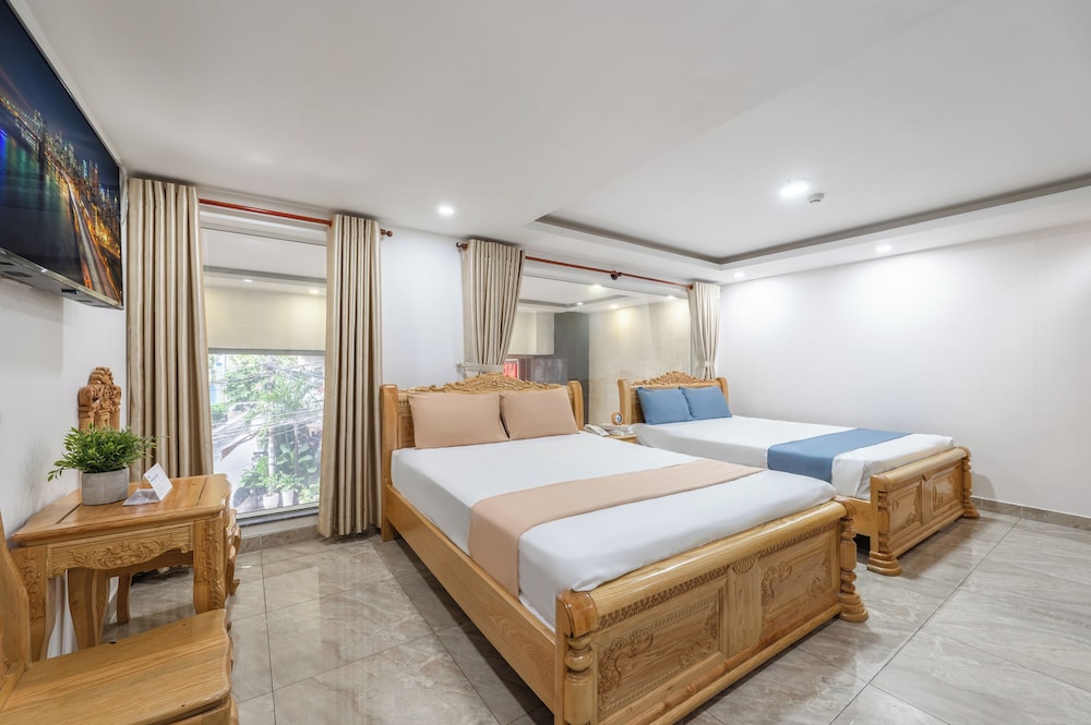 Family Twin Room, City View