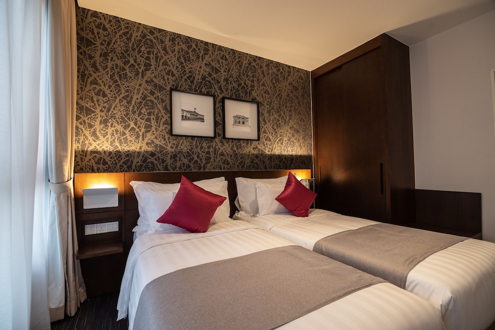 Premium Suite East Wing photo 3