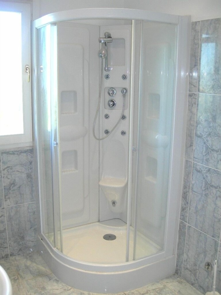 Villa photo 3
