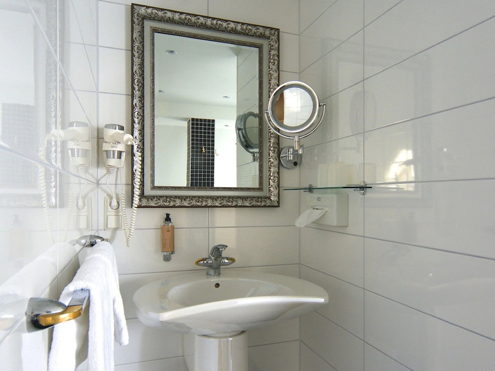 Deluxe Double Room - Photo 5