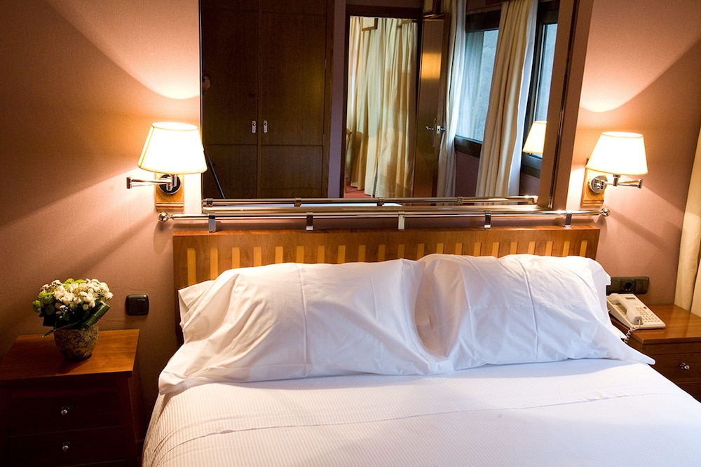 Superior Double or Twin Room - Photo 2