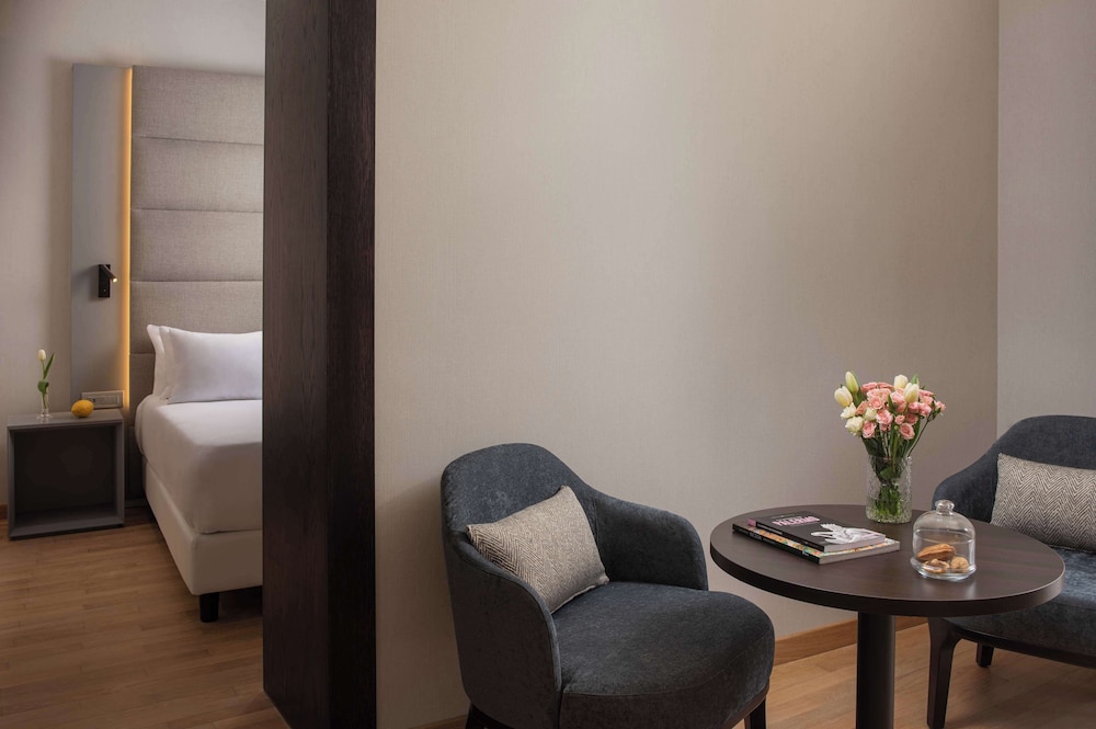 Suite, Balcony - Photo 2