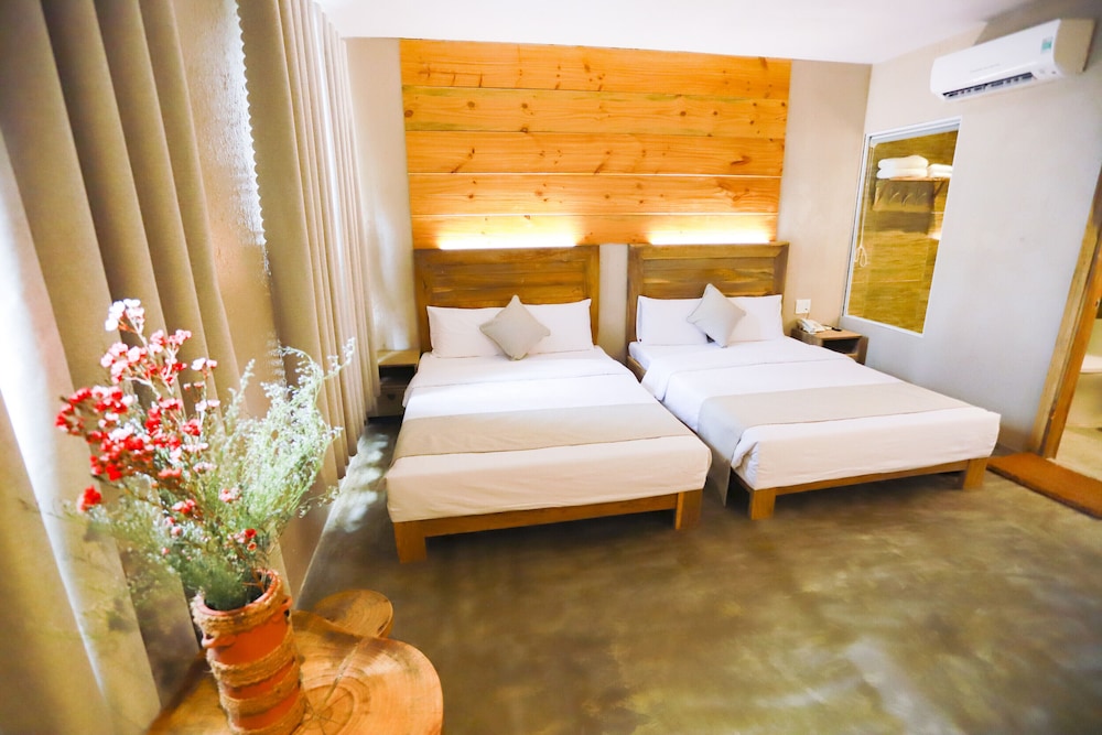 Premium Twin Room, Sea View (Deluxe) photo 1