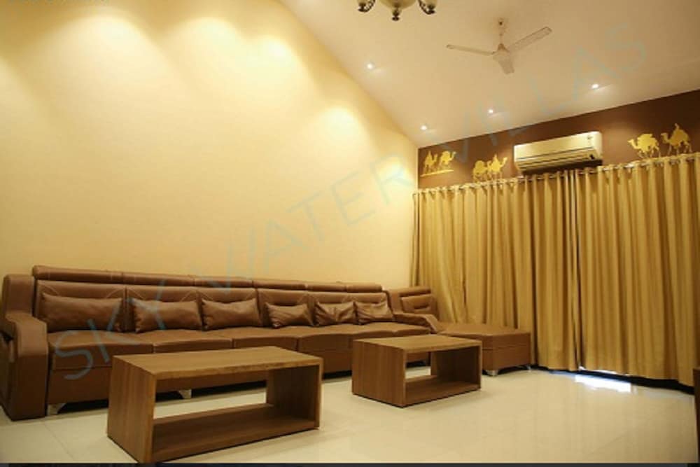 Bungalow (5 BHK) photo 2