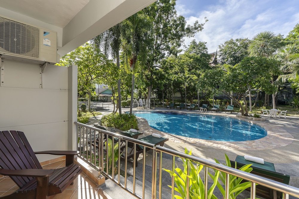 Standard Room (Pool Access) - Photo 7